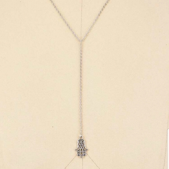 ^Nylah^ Silver Layered Necklace - Picture 3 of 5